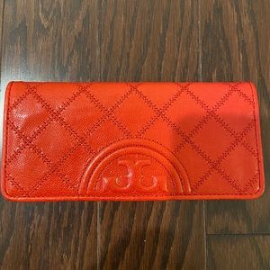 Fleming Distressed Red Slim Wallet